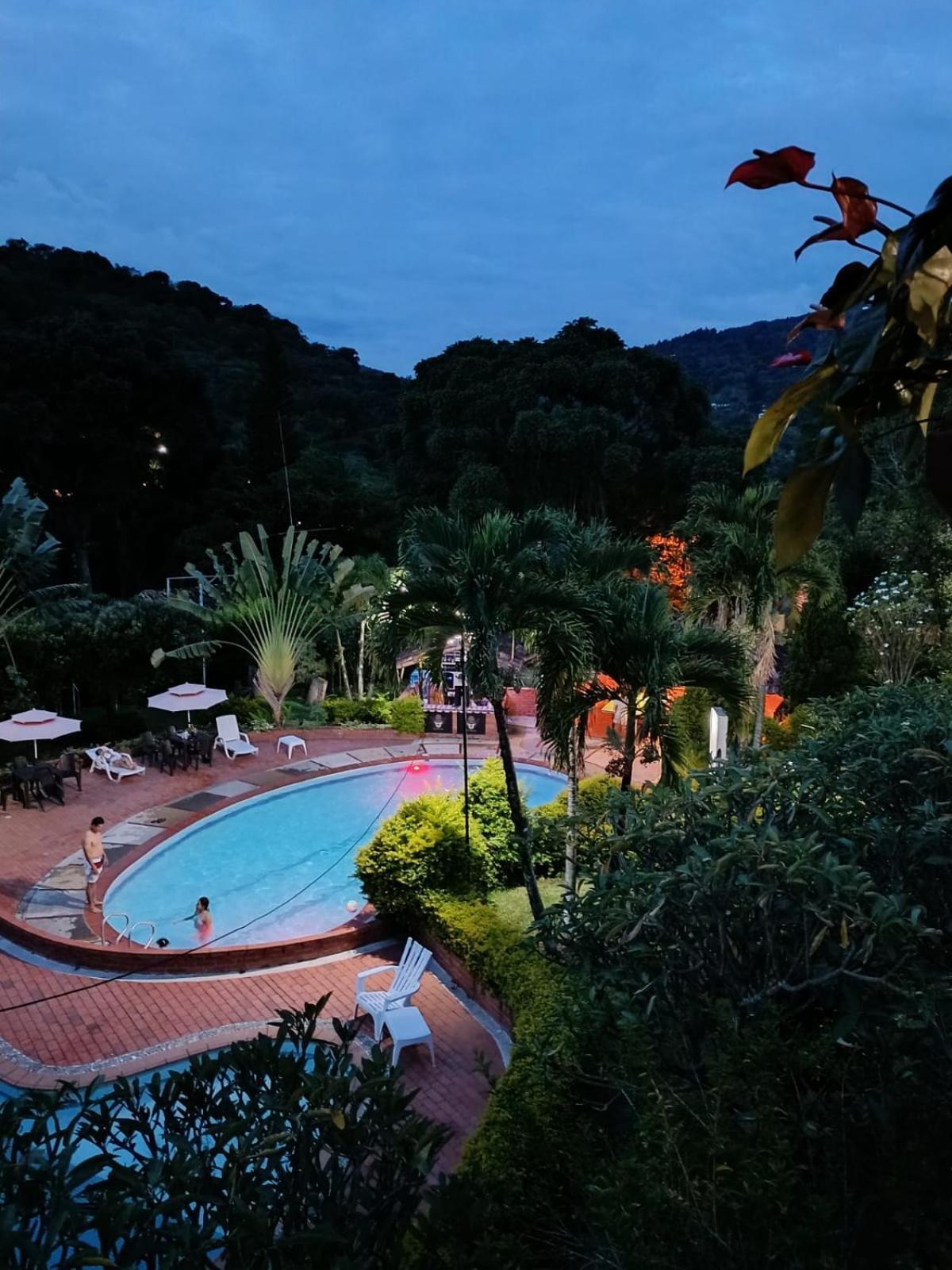 Hotel Campestre Casona Del Camino Real 圣希尔 外观 照片