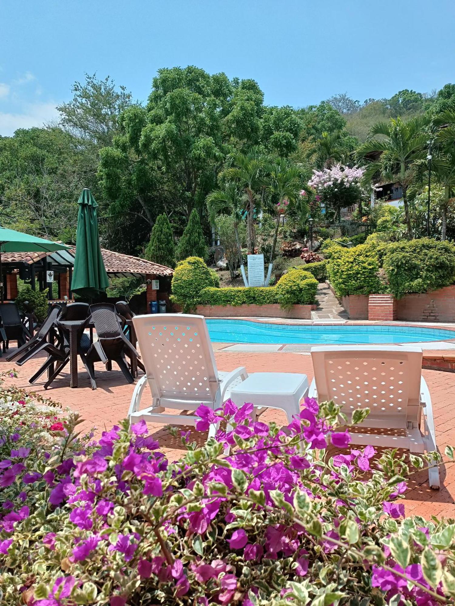 Hotel Campestre Casona Del Camino Real 圣希尔 外观 照片