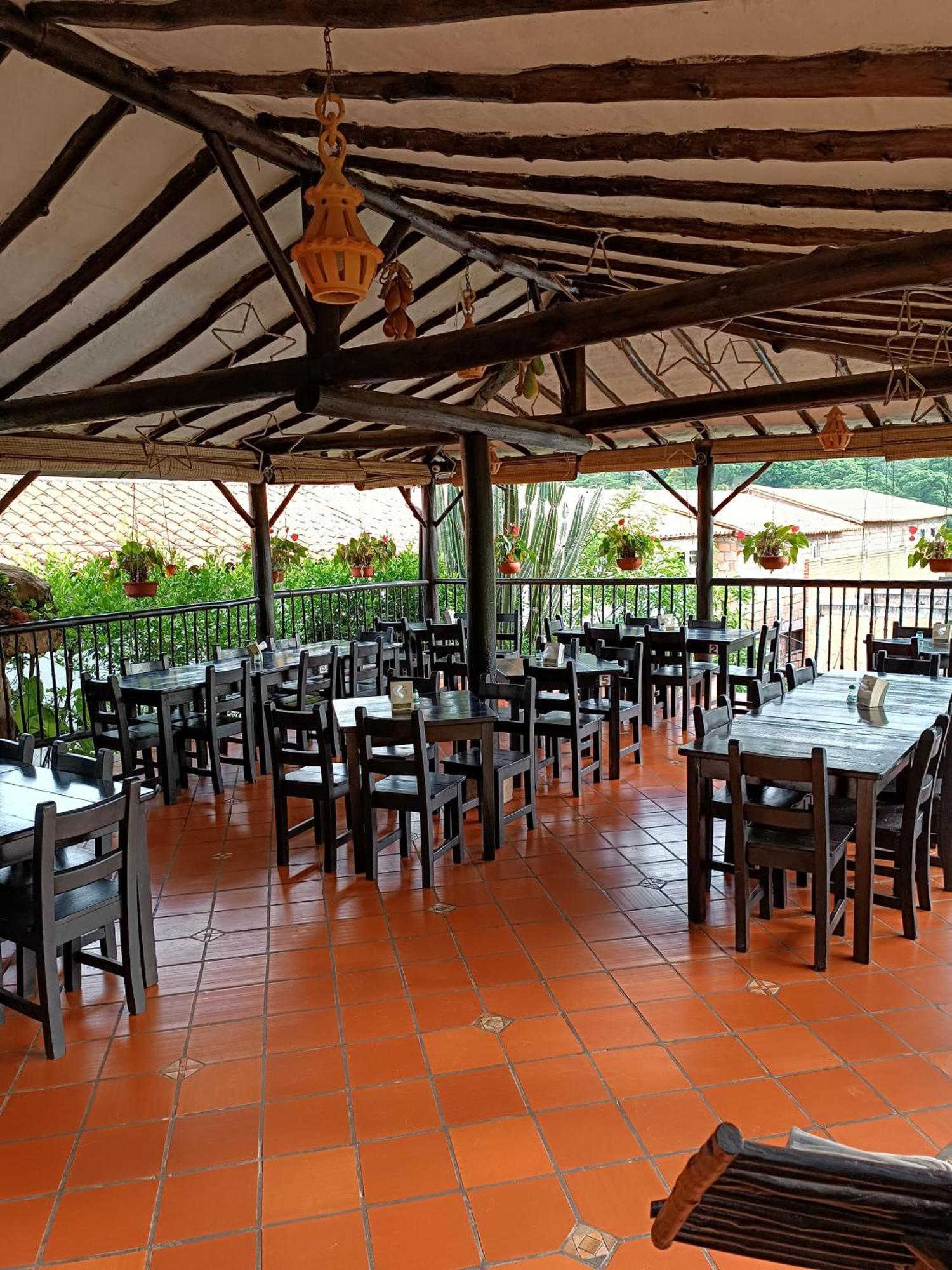 Hotel Campestre Casona Del Camino Real 圣希尔 外观 照片